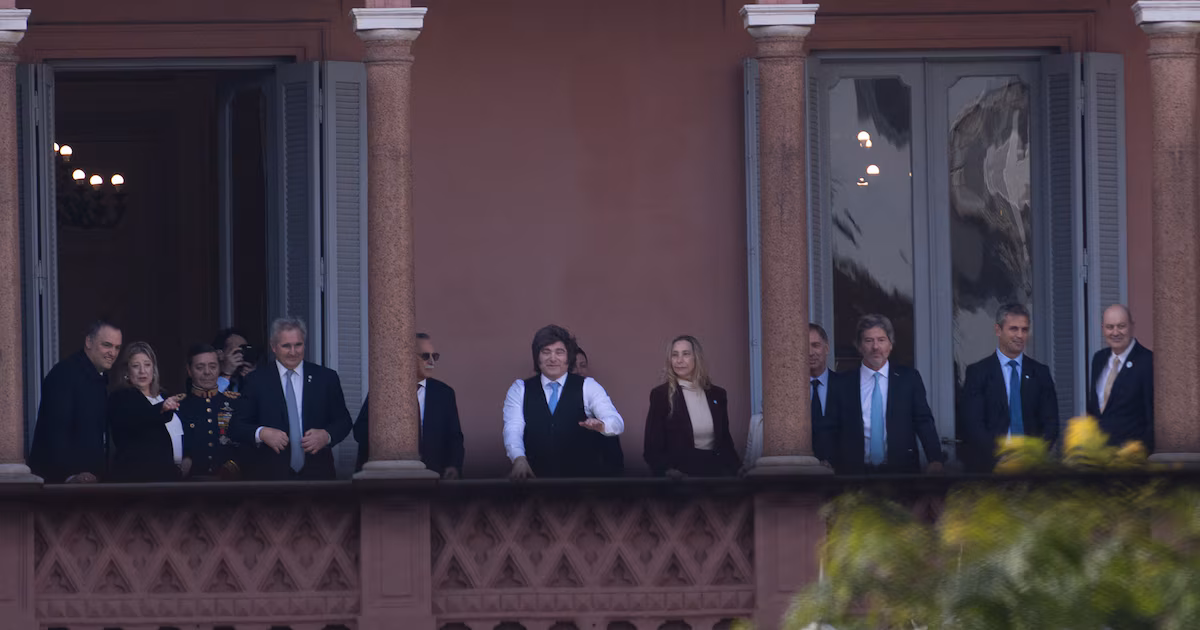 La orden que se impartió puertas adentro del Gobierno para dar vuelta la página con el caso Adorni