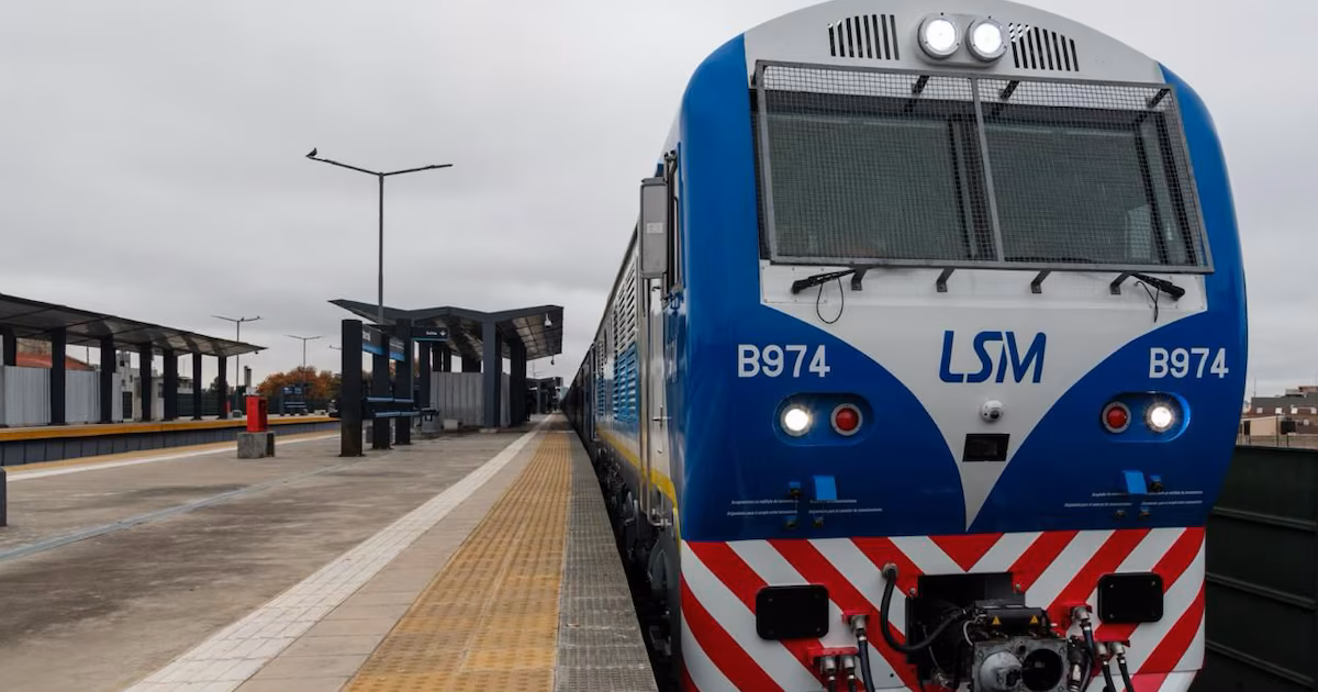 El Gobierno respondió a un informe de la AGN sobre irregularidades en el Tren San Martín y defendió la Emergencia Ferroviaria