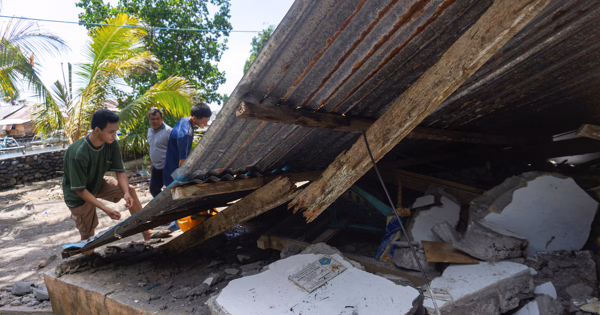 El balance del terremoto de Filipinas subió a 35 muertos mientras los equipos de rescate siguen buscando desaparecidosLas cifras de víctimas del sismo de magnitud 7,8 que golpeó el sur de Mindanao no dejan de crecer a medida que los rescatistas acceden a zonas que permanecían incomunicadas por el corte de luz y la destrucción de infraestructuras