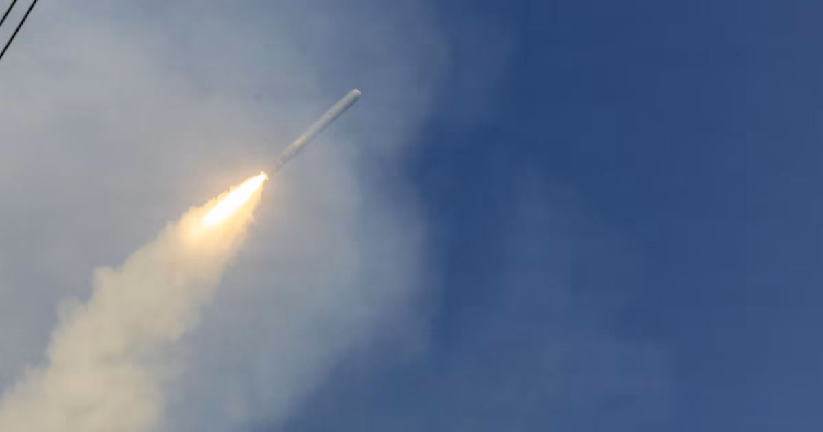 Fuerzas estadounidenses interceptaron dos misiles balísticos iraníes dirigidos contra posiciones militares en Kuwait