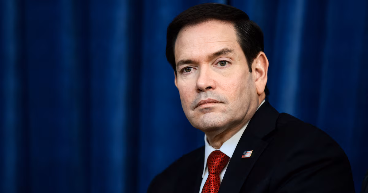 Marco Rubio comienza una gira por el Golfo para presentar el acuerdo preliminar entre Estados Unidos e IránEl secretario de Estado visitará Emiratos Árabes Unidos, Kuwait y Baréin para abordar las preocupaciones de los aliados árabes sobre el memorando de entendimiento firmado con Teherán la semana pasada