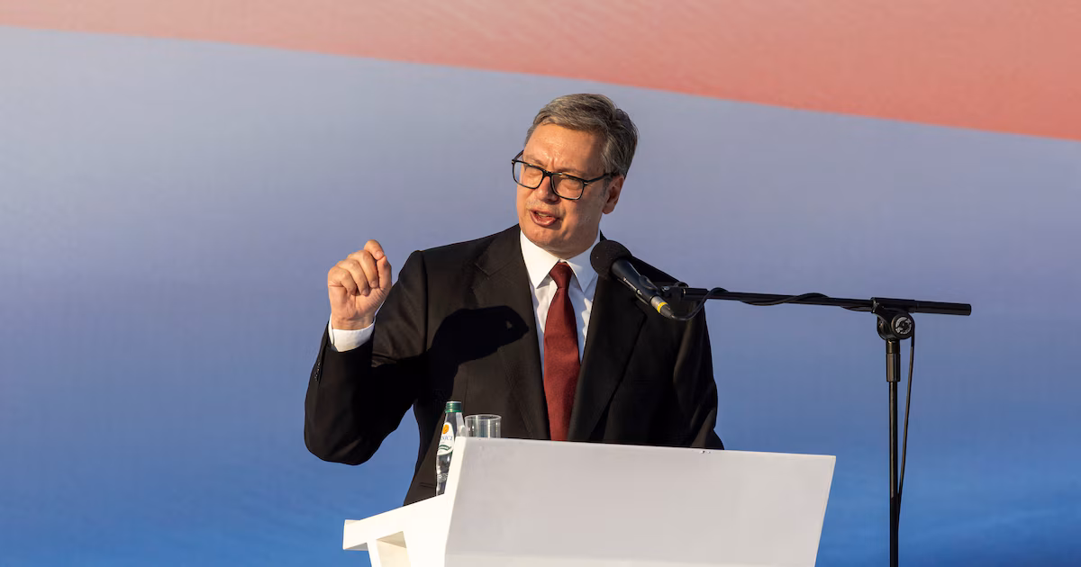 El presidente de Serbia, Aleksandar Vucic, anunció que renunciará en unas semanas en medio de la creciente crisisEste país atraviesa una etapa de fuerte tensión política y social, marcada por manifestaciones estudiantiles que ganaron fuerza en las calles de distintas ciudades