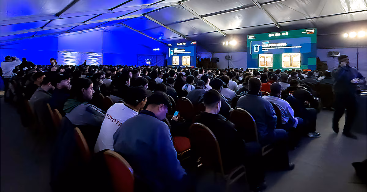 El Mundial llega a las fábricas: cómo harán las automotrices para seguir produciendo durante el partido