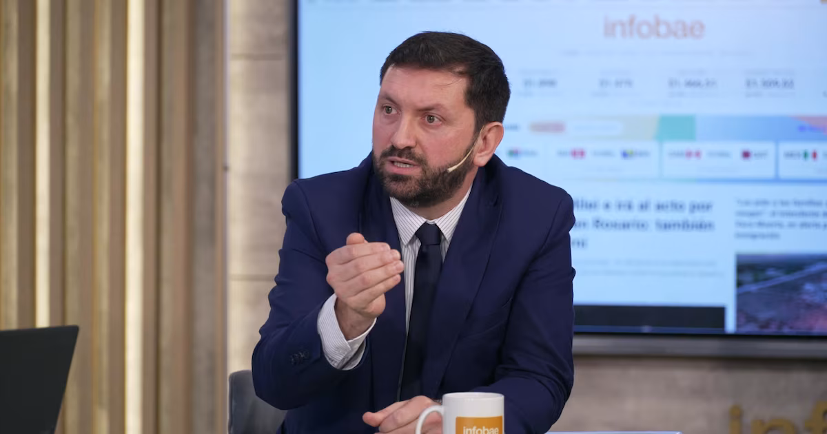 Pablo Juliano: “El Congreso tiene que defender a la gente, no a Adorni”
