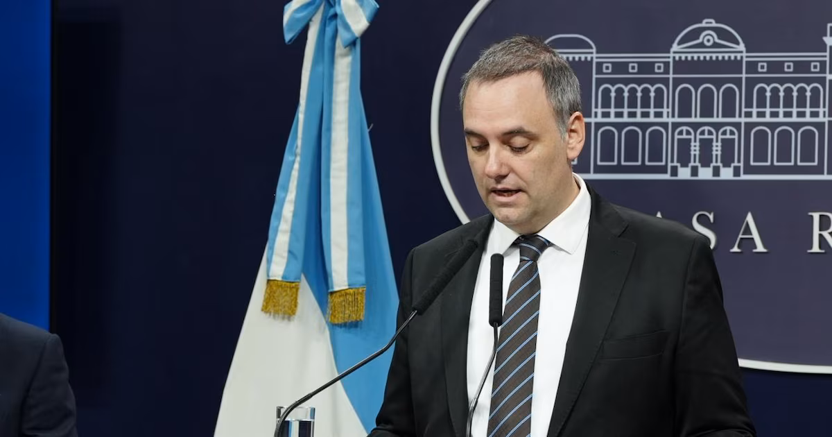 Mundial y política: el Gobierno, frente al interminable deterioro por el caso Adorni y la difícil apuesta a un Congreso activo