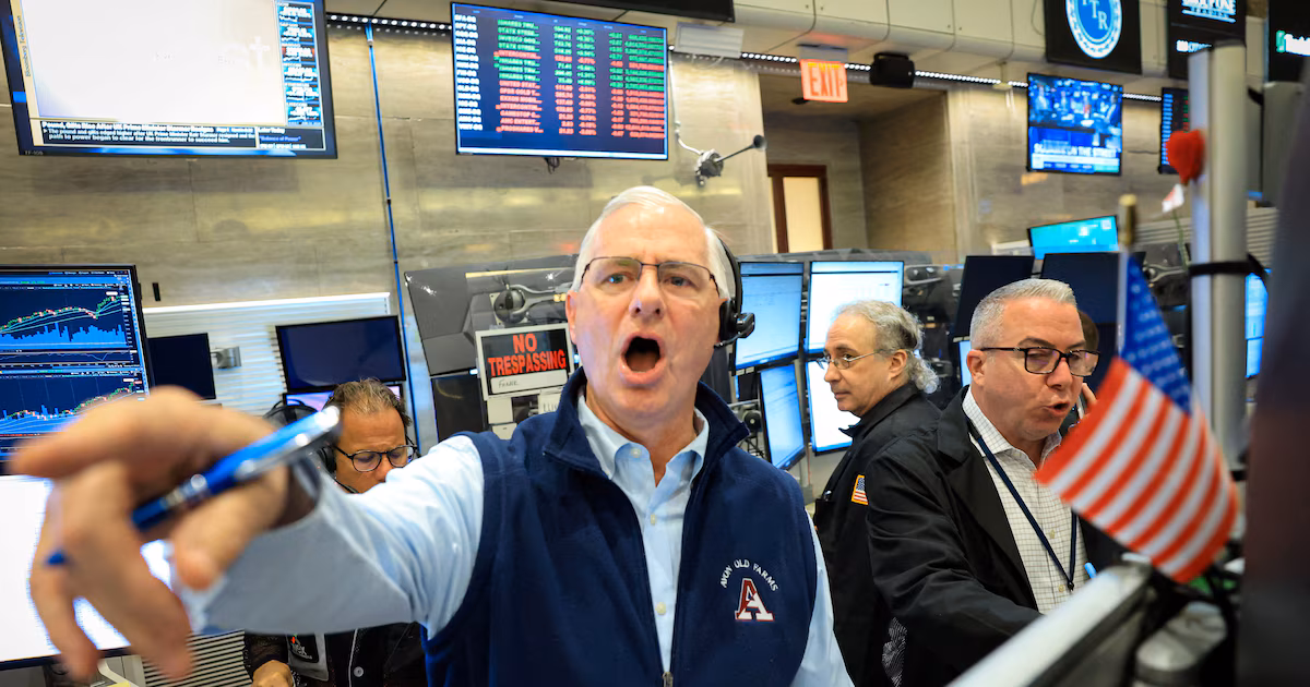 Jornada financiera: Wall Street anotó un nuevo récord, subieron las acciones argentinas y cayó el riesgo país