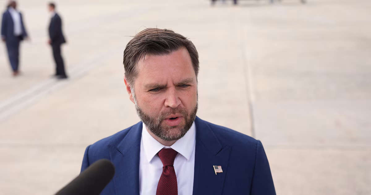 JD Vance descartó liberar fondos iraníes congelados si el régimen no permite una verificación del programa nuclearWashington condicionó cualquier alivio de sanciones a que Teherán elimine sus reservas de uranio altamente enriquecido y acepte inspecciones internacionales