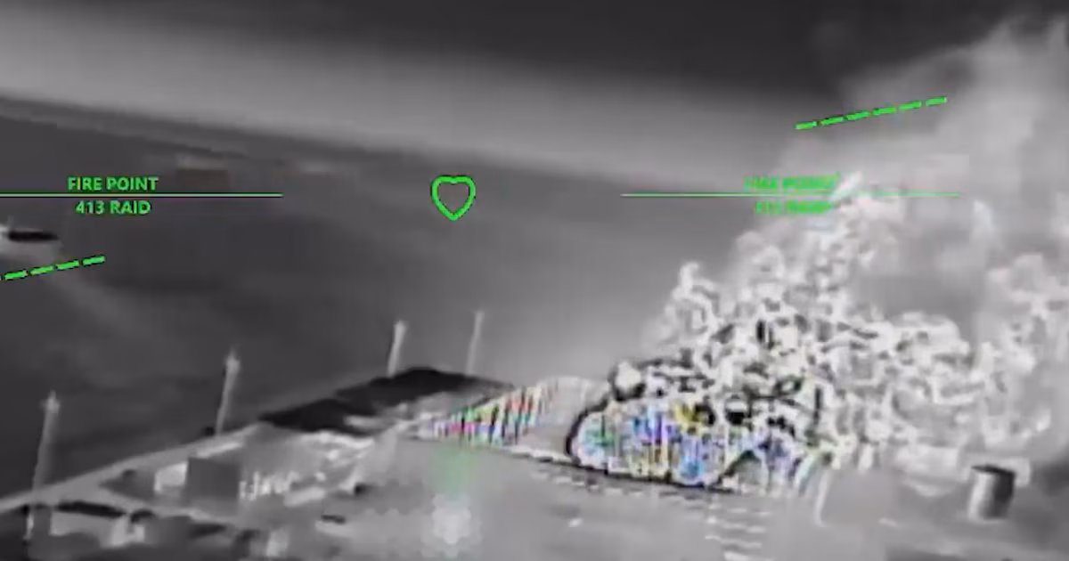 Ucrania lanzó una ofensiva con drones contra Rusia en Crimea y bombardeó un radar de defensa aérea e infraestructura ferroviariaLa península ocupada por Rusia se convirtió en las últimas semanas en el principal objetivo de la campaña de ataques de media distancia desplegada por Kiev contra objetivos estratégicos analizados por las USF