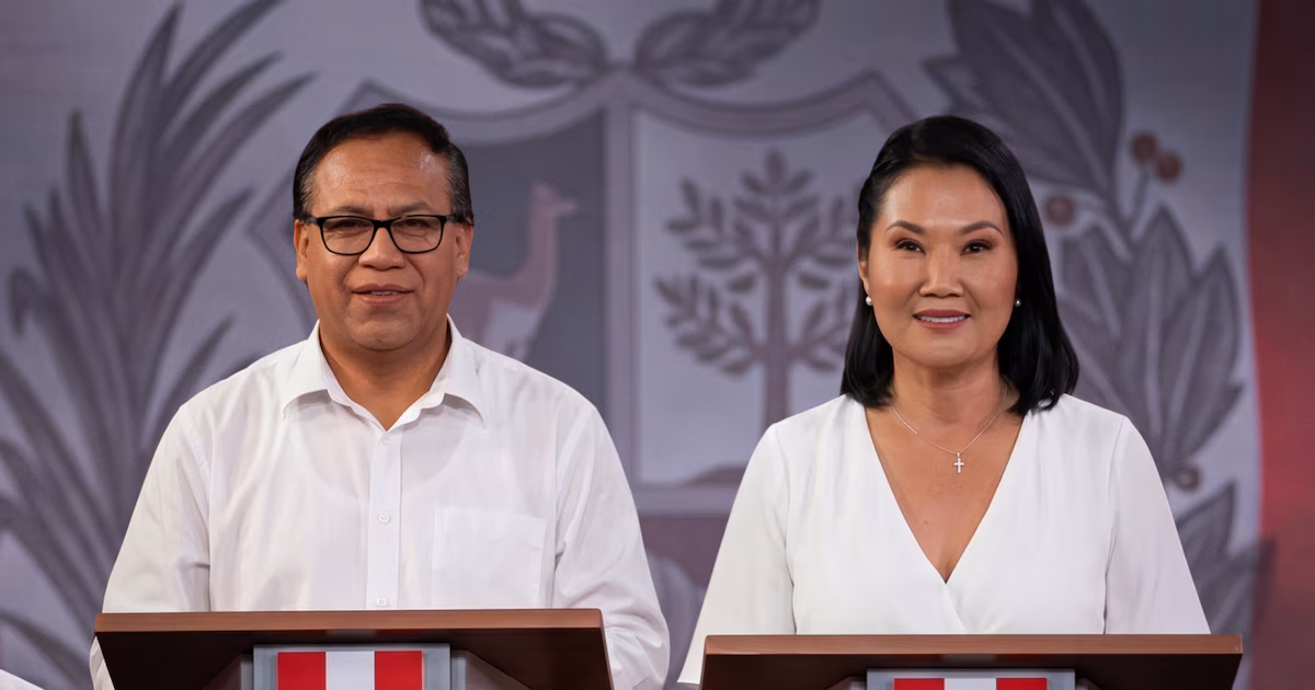 Balotaje en Perú: un sociólogo advirtió que “la diferencia tan pequeña obliga a mirar hasta el último voto”La tensión crece en el recuento entre Roberto Sánchez y Keiko Fujimori. Gabriel Puricelli analizó en Infobae al Regreso los desafíos de gobernabilidad que enfrenta Perú pese a la solidez institucional