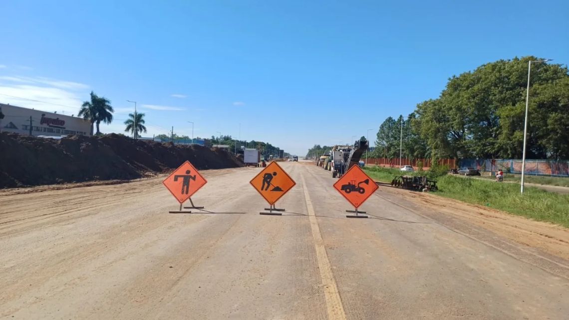 Valdés activa agenda de máxima intensidad: recibe a Nación por la Autovía 12, va a cumbre en Chaco y viaja a Buenos Aires