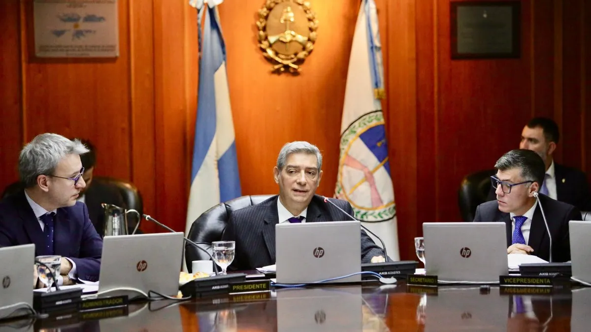 Suspenden por unanimidad a Gastón Salmain y enfrentará un jury por cobrar coimas a cambio de fallos