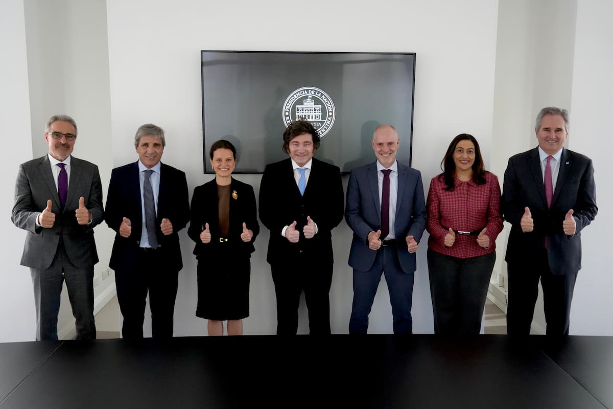 Contaminación. Kicillof le pide a Milei que avale un crédito del Banco Mundial para las obras de saneamiento del Río de la Plata