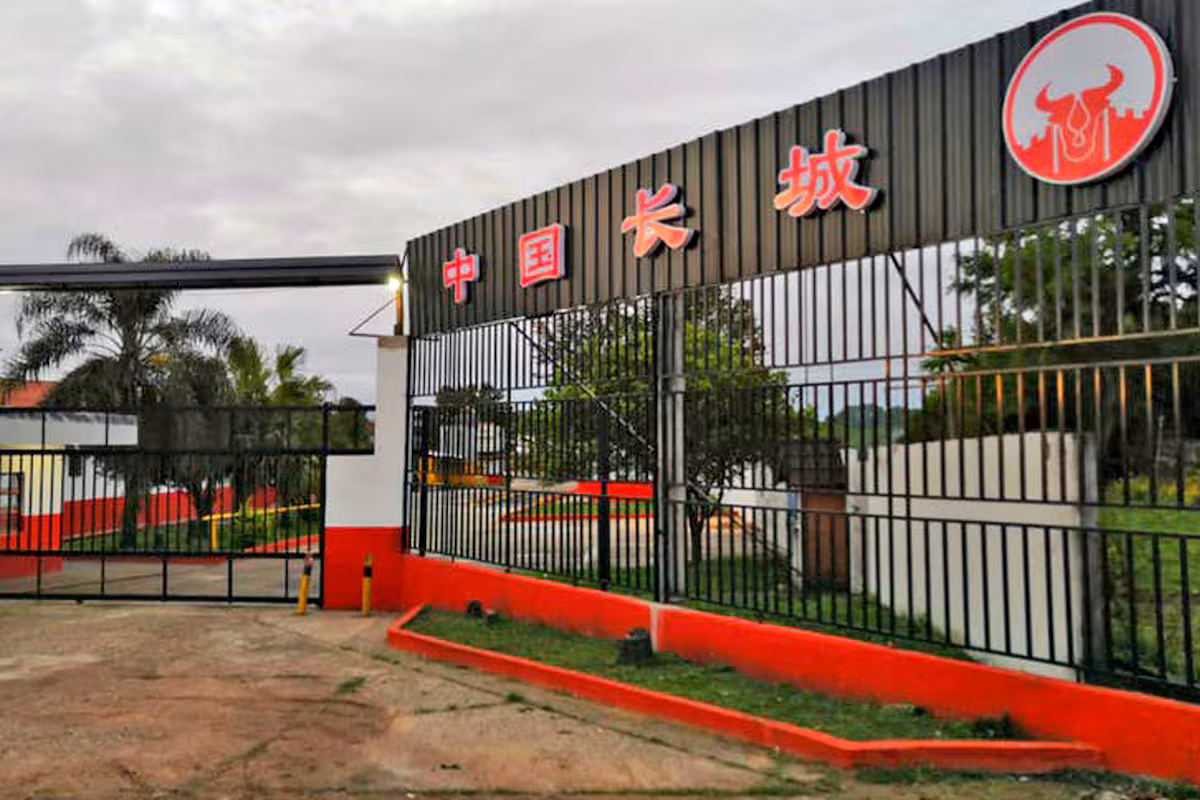 A remate. Se vende La Muralla China por US$5 millones: el frigorífico que nunca cumplió su objetivo
