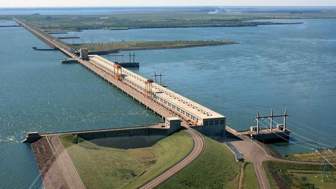 Tras adjudicar la Hidrovía, el Gobierno avanza con la licitación para el dragado del Río de la Plata