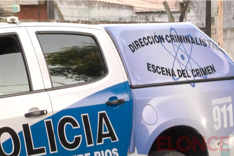 Investigan muerte de una mujer: su ex advirtió que estaba sin vida, se fue de la casa, horas después hizo la denuncia y lo detuvieron