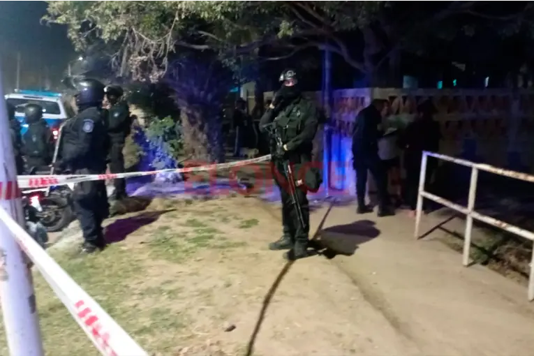 Asesinaron a un hombre a disparos en San Benito: trabajan para esclarecer el ataque