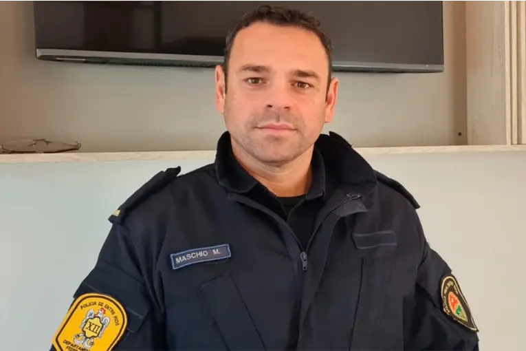 Reincorporaron a comisario que había sido apartado mientras se investigaba la muerte de una agente