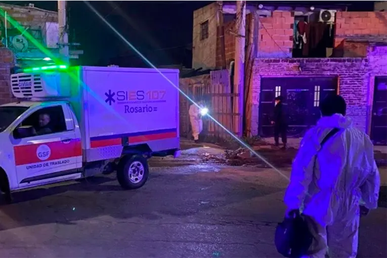 Mataron a un policía federal durante un tiroteo y otro agente resultó herido