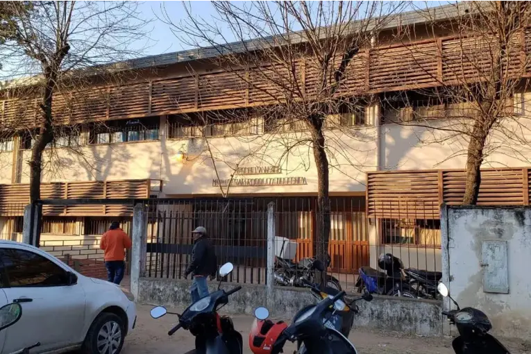 Un niño de 9 años habría atacado con cuchillos y piedras a compañeros: al menos seis heridos