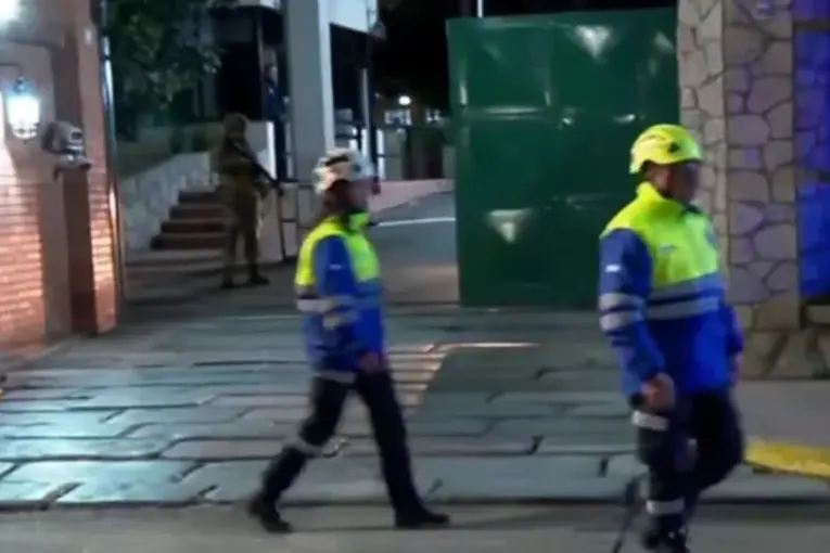 Hubo amenaza de bomba en la Casa Rosada y activaron operativo de seguridad también en la Quinta de Olivos