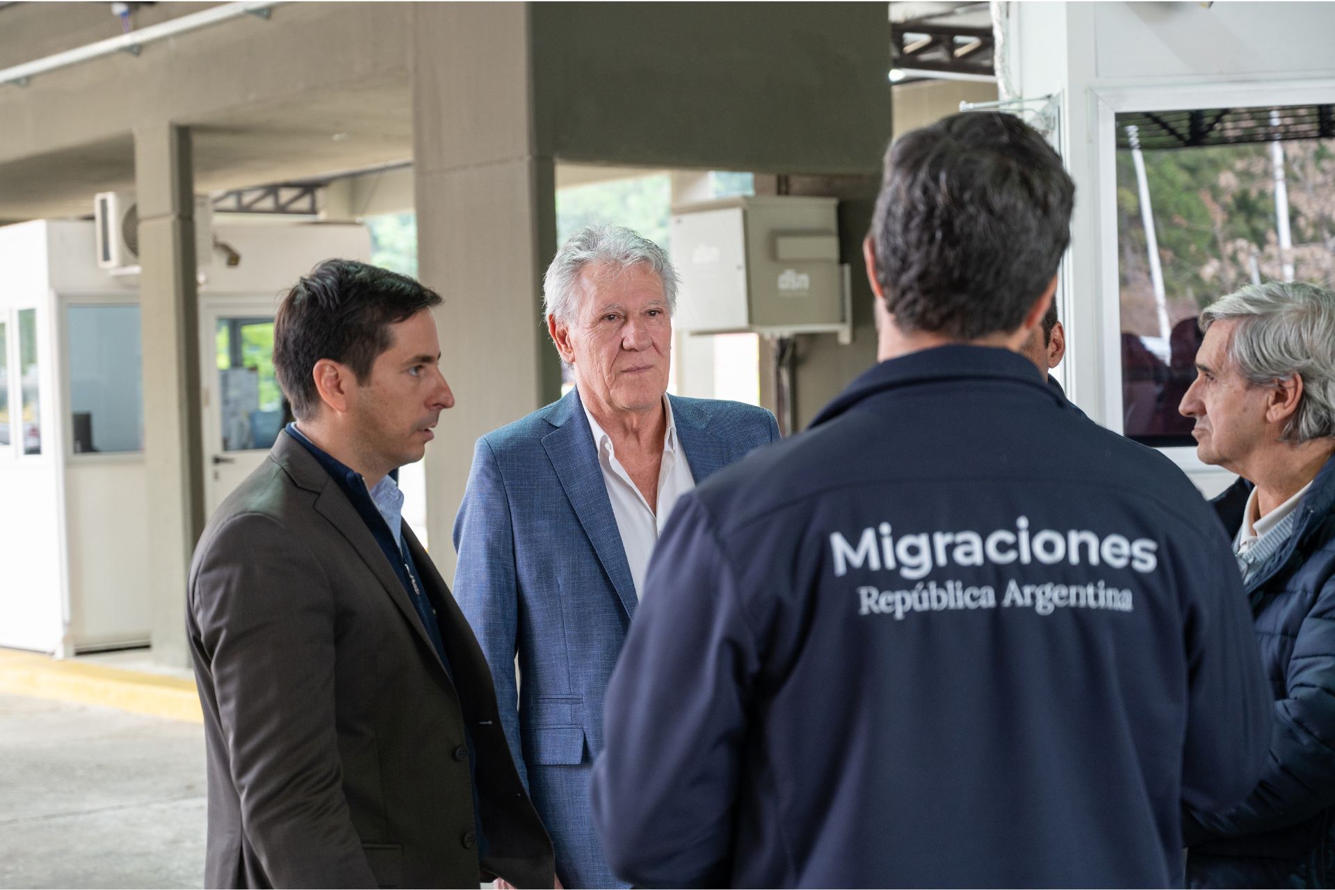 Provincia formalizó las últimas entregas de equipamiento para el Centro de Frontera Concordia-Salto