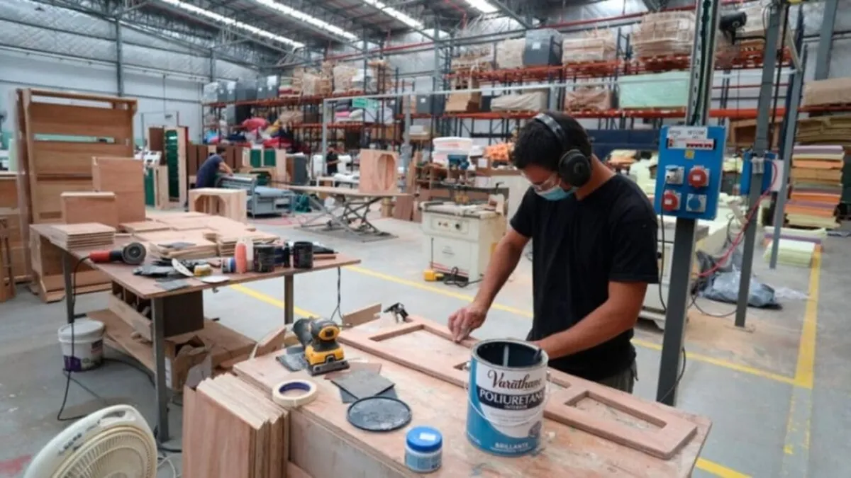Cierres, despidos y caída en el consumo agravan la crisis de las pymes en tres provincias litoraleñas
