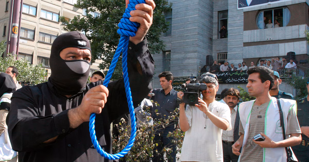 El régimen de Irán intensificó las ejecuciones bajo la sombra de la guerra en Medio OrienteEl director de Iran Human Rights sostuvo que la reanudación de la guerra puede ser utilizada para aumentar el asesinato de opositores, y estimó que cientos de detenidos enfrentan cargos con pena capital