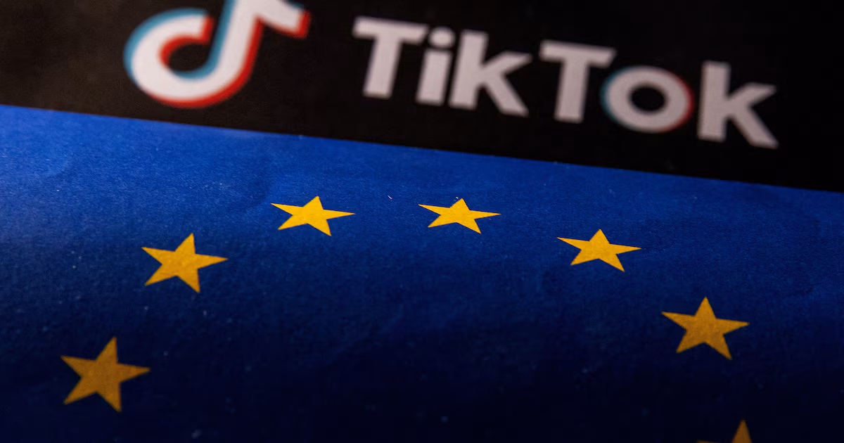 TikTok se enfrenta a una multa millonaria de la Unión Europea por exponer datos de menores a tercerosEl dictamen preliminar de la Comisión Europea sostiene que la configuración de privacidad permite que niños y adolescentes queden visibles para desconocidos, con riesgos de acoso y contactos indeseados