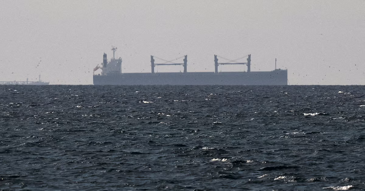 Los países del golfo Pérsico evalúan crear una alianza regional para la gestión y seguridad del estrecho de OrmuzLos ministros del bloque analizaron acuerdos prácticos para asegurar la navegación, el comercio y los suministros en una zona clave, mientras crece la preocupación por una nueva escalada entre Irán y Estados Unidos