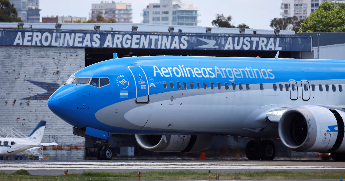 El Gobierno aún no pagará la multa por la nacionalización de Aerolíneas Argentinas y se prepara para ir a la Corte Suprema de EEUU