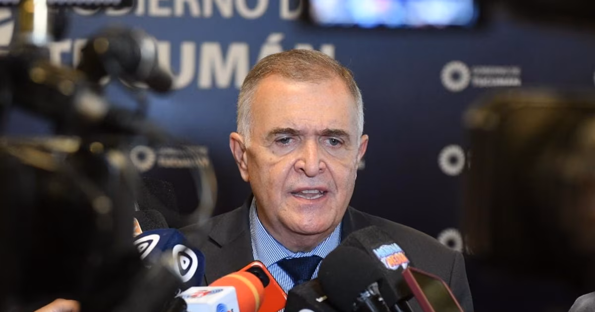 El gobernador de Tucumán decretó asueto para ver el partido de Argentina frente a Egipto este martes