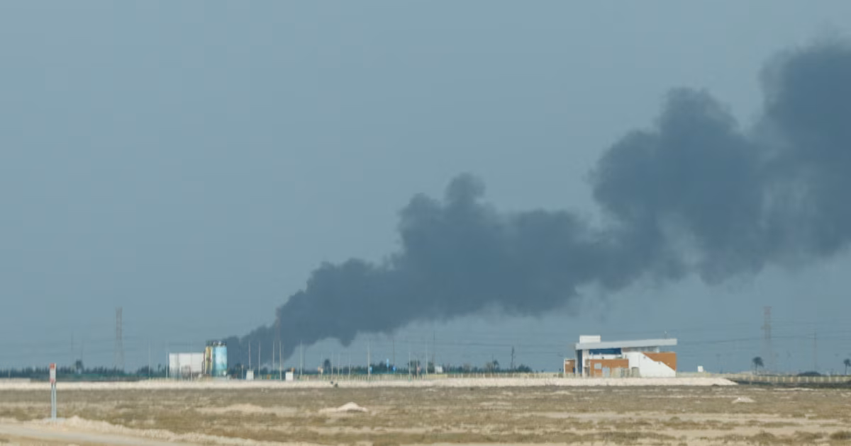 Tensión en Medio Oriente: Arabia Saudita sufre ataques desde Yemen e Irak mientras Estados Unidos busca negociar con IránEl Ministerio de Defensa saudí afirmó que derribó varios aparatos no tripulados lanzados desde dos frentes, antes de que alcanzaran blancos en Riad y en la Región Occidental del reino
