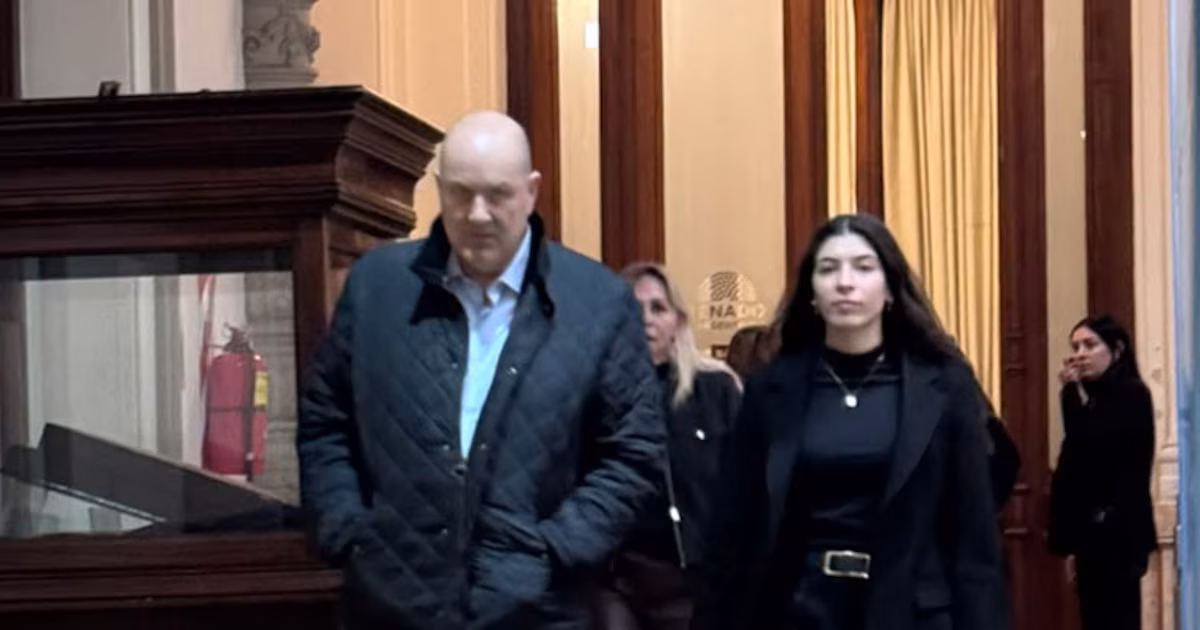 Propiedad privada: Sturzenegger se reunió con Bullrich en el Senado, pero aún no están los votos asegurados