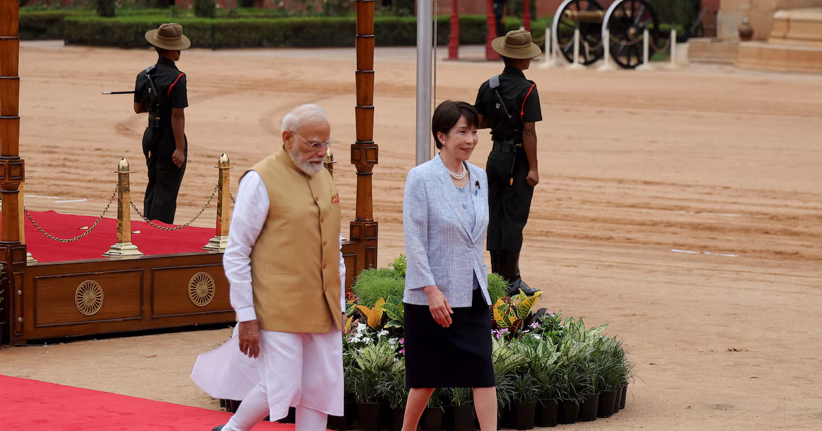 La primera ministra de Japón llegó a India para mantener conversaciones comerciales y de seguridad energéticaEl portavoz del Ministerio de Asuntos Exteriores de Nueva Delhi, Randhir Jaiswal, calificó la visita como “un paso importante para impulsar la asociación estratégica y global especial entre ambos países”