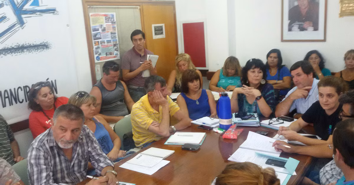 La dura advertencia de un gobernador patagónico al sindicato docente que anunció medidas de fuerza