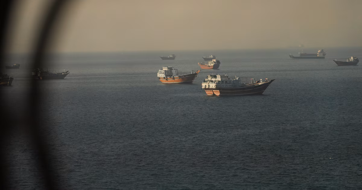 EN VIVO | Crece la tensión en Medio Oriente por las nuevas hostilidades entre Irán y Estados UnidosEl régimen iraní lanzó un ataque contra los países del Golfo Pérsico luego de que Washington bombardeara posiciones de la república islámica en represalia al buque alcanzado por proyectiles de la Guardia Revolucionaria en el Estrecho de Ormuz