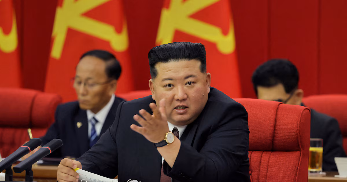 Las potencias occidentales denunciaron que Corea del Norte usa una red de empleados tecnológicos para financiar su programa nuclearEl aviso afirma que los operativos canalizan sus ingresos hacia organismos estatales y participan en extracción de datos corporativos, robo de criptomonedas y espionaje, mientras el país mantiene planes prohibidos por la ONU