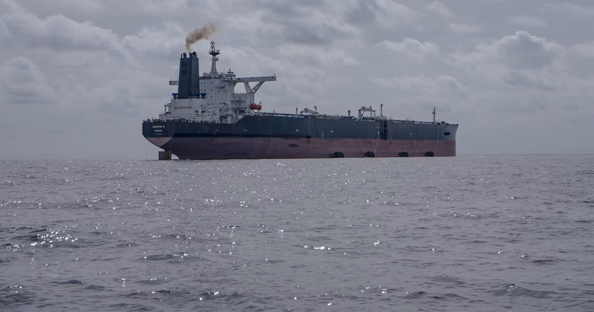 La Unión Europea extendió el tope al precio del petróleo ruso mientras busca un acuerdo sobre las sancionesDelegados de los países que integran este organismo internacional pactaron esta medida en una sesión realizada en Bruselas
