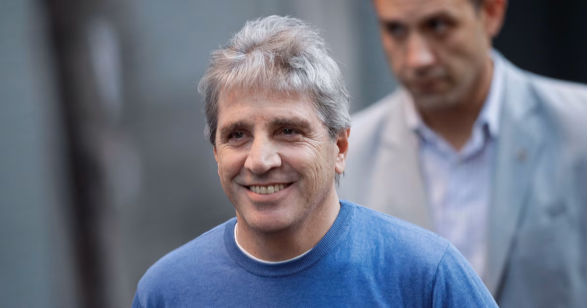 Caputo superó el primer test del nuevo programa financiero: qué reveló para el mercado la emisión del Bonar 2029