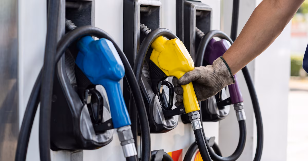 ¿Sube la nafta?: el salto del petróleo amenaza con trasladar hasta medio punto de inflación a los surtidores locales