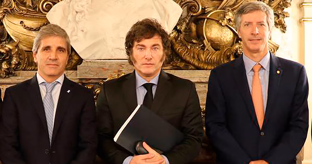 Milei se reúne con Caputo, Sturzenegger y Bausili en Olivos para definir los cambios en la Carta Orgánica del BCRA