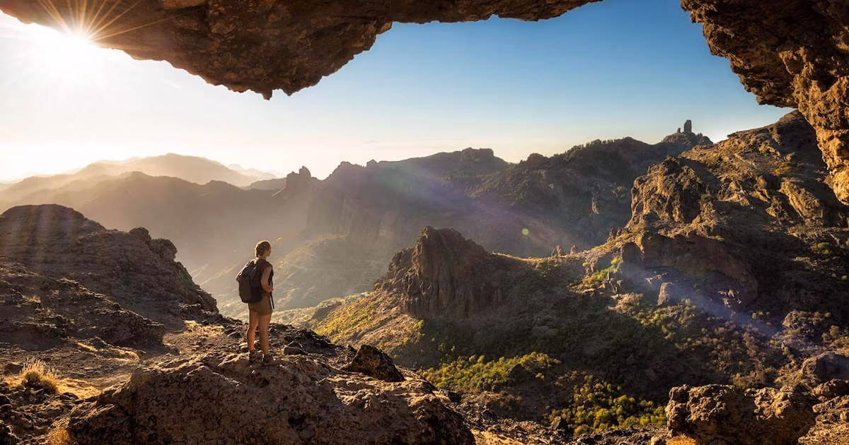Canarias lanza una tasa turística voluntaria para financiar proyectos ambientalesEl fondo RegNext, presentado por el Gobierno regional, aspira a posicionar al archipiélago como referente internacional en desarrollo sostenible tras registrar 18,4 millones de visitantes en 2025