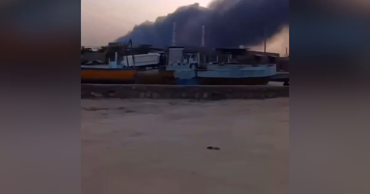 El régimen de Irán dijo que varios proyectiles impactaron objetivos militares en la isla de Qeshm, cerca del estrecho de OrmuzEl gobernador del distrito, Hossein Amir Teymouri, aseguró que “no hubo víctimas” tras la ofensiva del “enemigo”