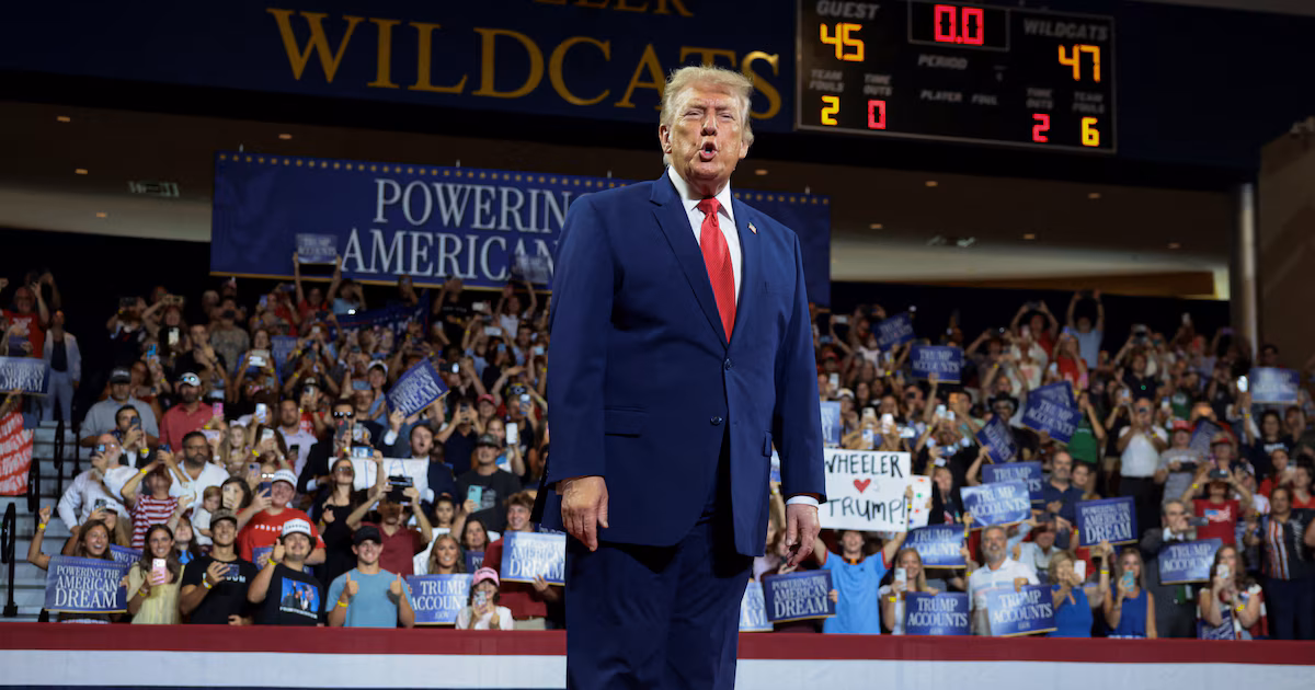 Donald Trump amenazó a los rebeldes hutíes de Yemen con un “gran castigo militar” tras los ataques en el mar RojoEl presidente de Estados Unidos lamentó los disparos con misiles y drones contra dos petroleros saudíes. “Estoy muy decepcionado”, indicó