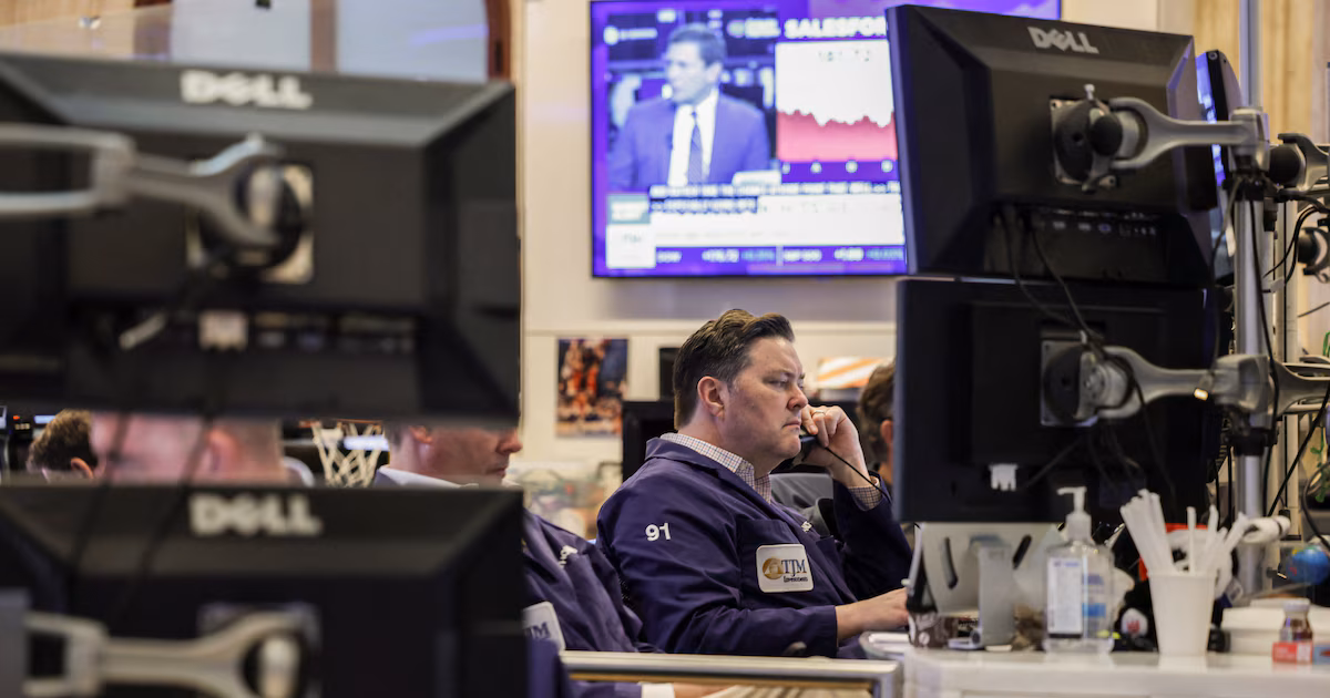 Mercados: caen las acciones y los bonos argentinos en un contexto internacional adverso