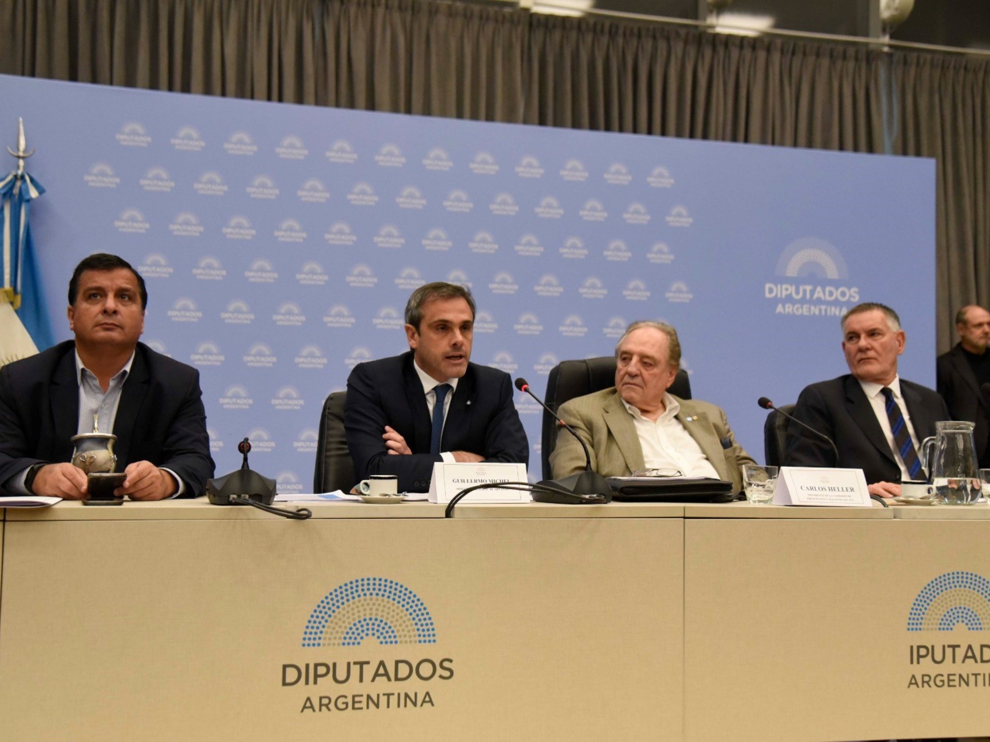 En las últimas tres semanas se acumularon 15 proyectos en Diputados sobre las Islas Malvinas y una denuncia penal