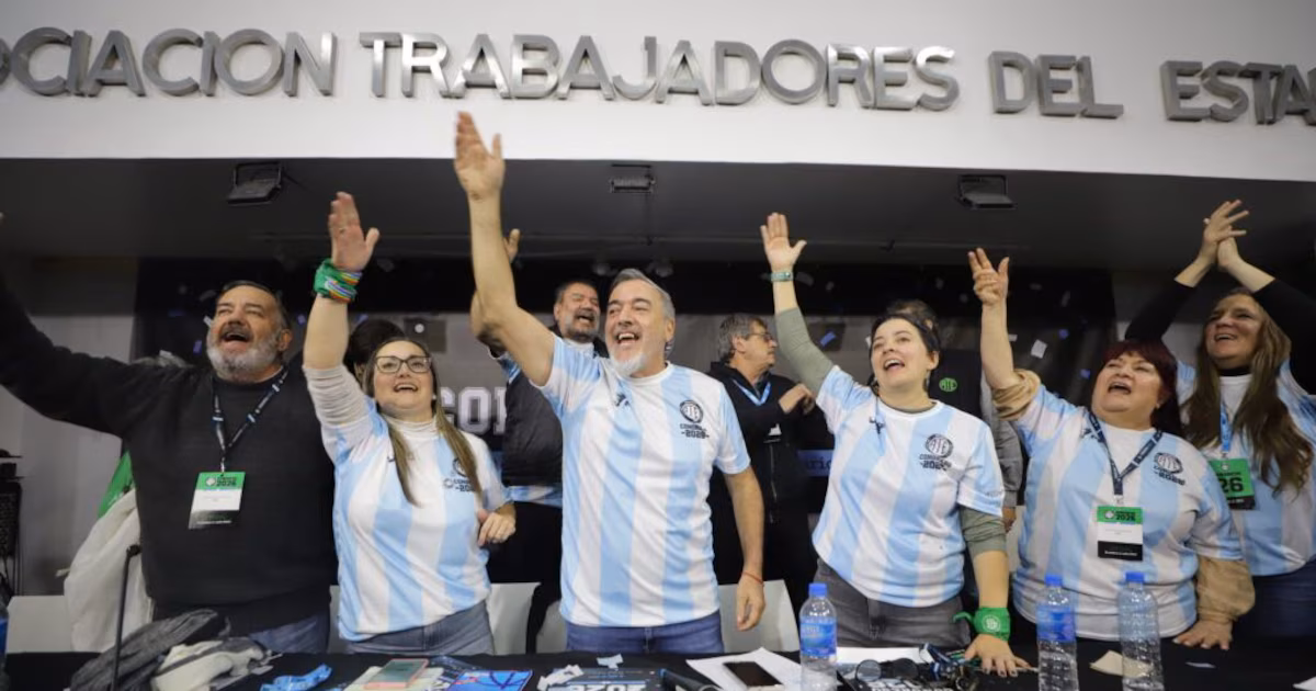 ATE pidió que el Gobierno dicte un asueto administrativo para este miércoles por el partido de Argentina-Inglaterra