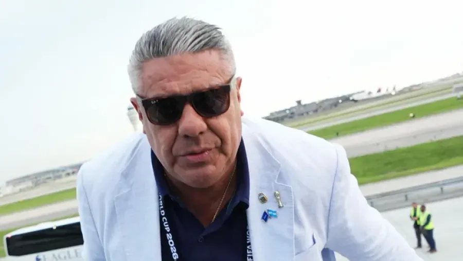 El FBI le secuestró el celular a Chiqui Tapia y allegados antes de viajar a la Argentina