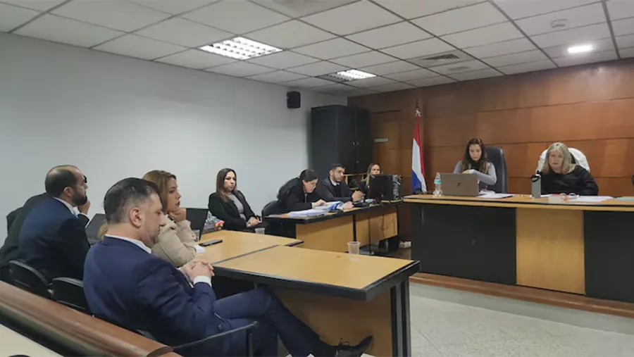 Tentativa de contrabando: la Fiscalía pidió pide 2 años y dos meses de prisión para Kueider y para Guinsel