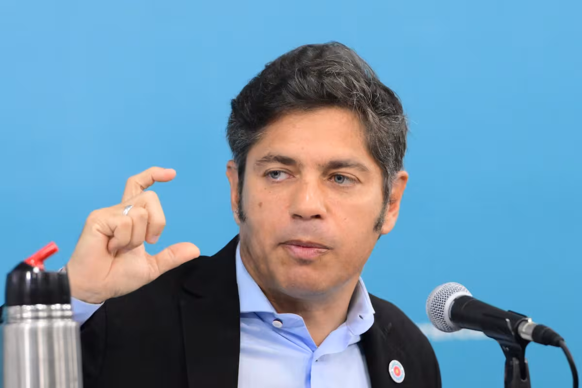 Kicillof visita un distrito en rebelión de contribuyentes contra el cobro de tasas viales